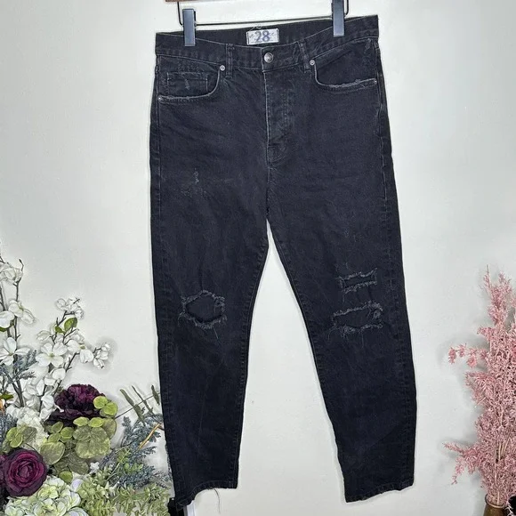 FREE PEOPLE x WE THE FREE Bren Boyfriend Jeans Black Magic Distressed {3O23} - Picture 2 of 5